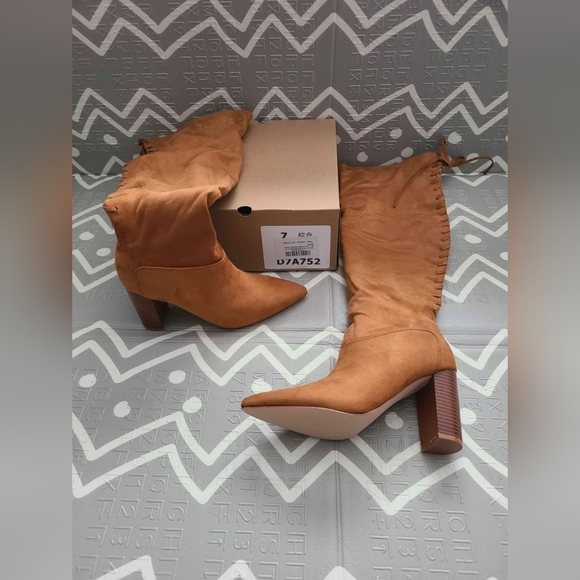 Womens Over The Knee Boots Tan Faux Suede Size 7 - Picture 1 of 2